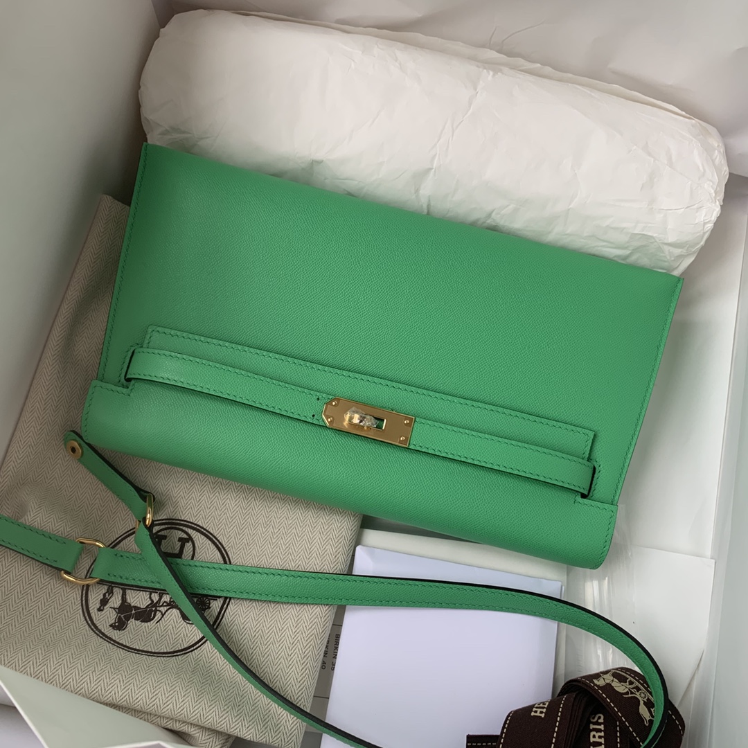 Hermes Kelly Elan Shoulder Bag in Green Epsom Leather 